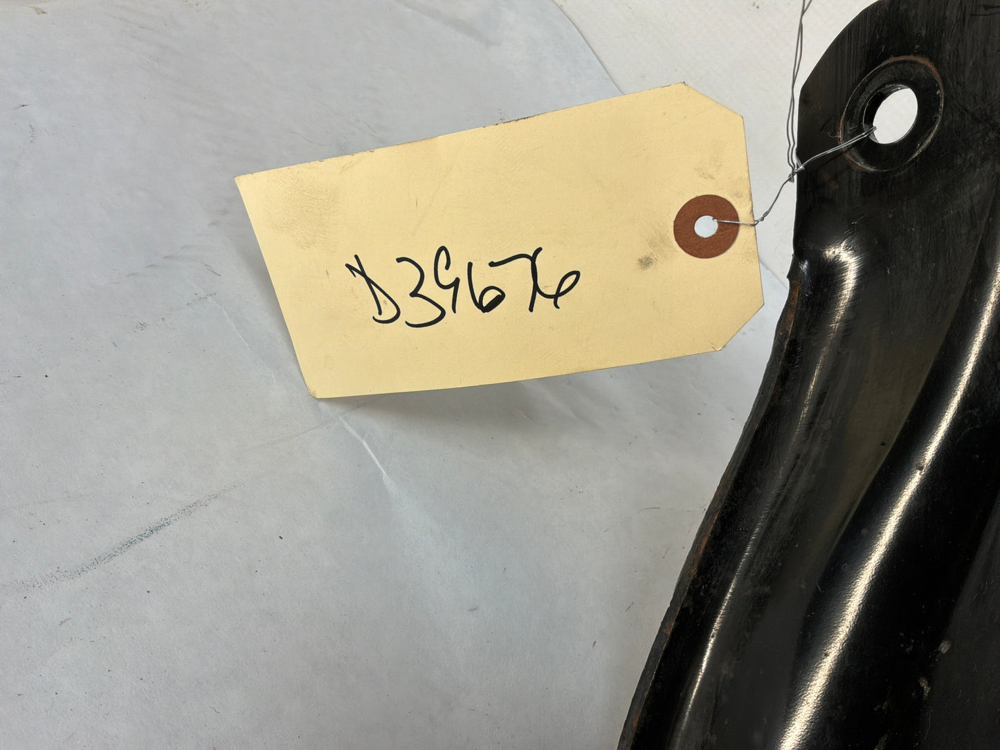 Rear rh control arm - Day's Parts Yard