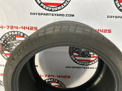 Michelin Pilot Sport 4 Season Tire 305/30/ZR19