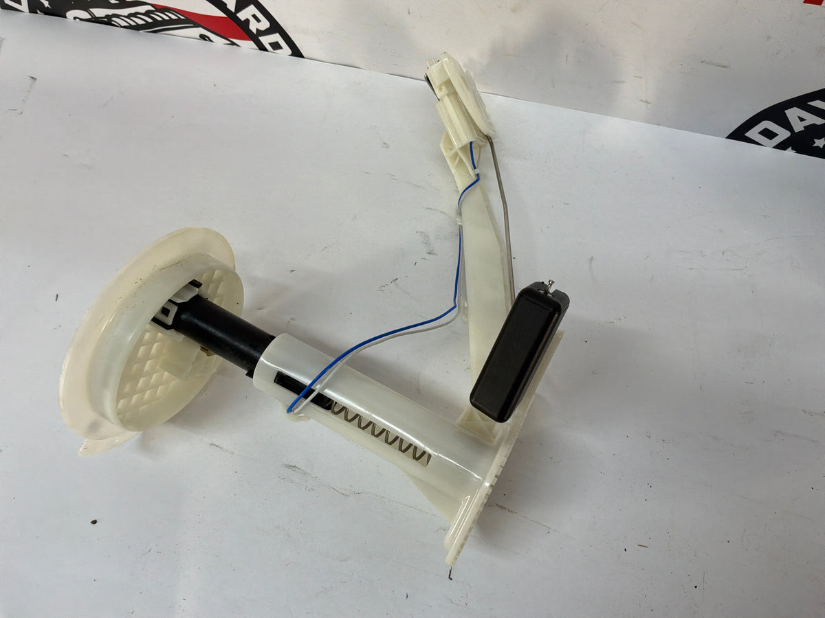 2014 Chevy SS Sedan Fuel Pump & Lever Sending Unit Assembly OEM