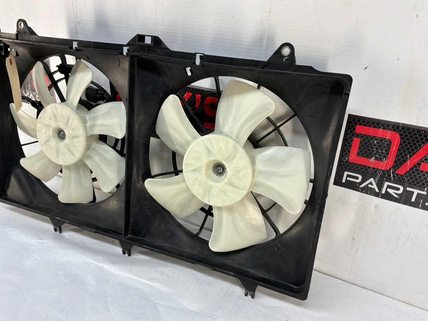 2017 Chevy SS Sedan Radiator Duel Dual Electric Coolant Cooling Fan Assembly OEM