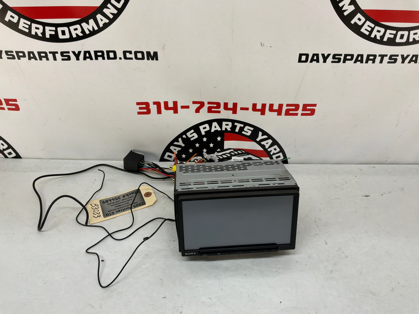 2005 Pontiac GTO Sony Aftermarket Radio Receiver & Screen