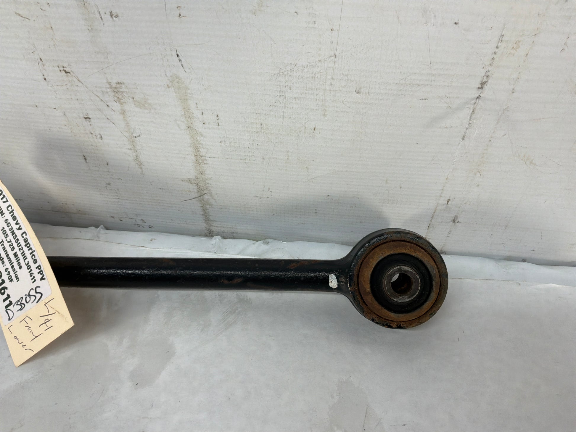 Control arm - Day's Parts Yard