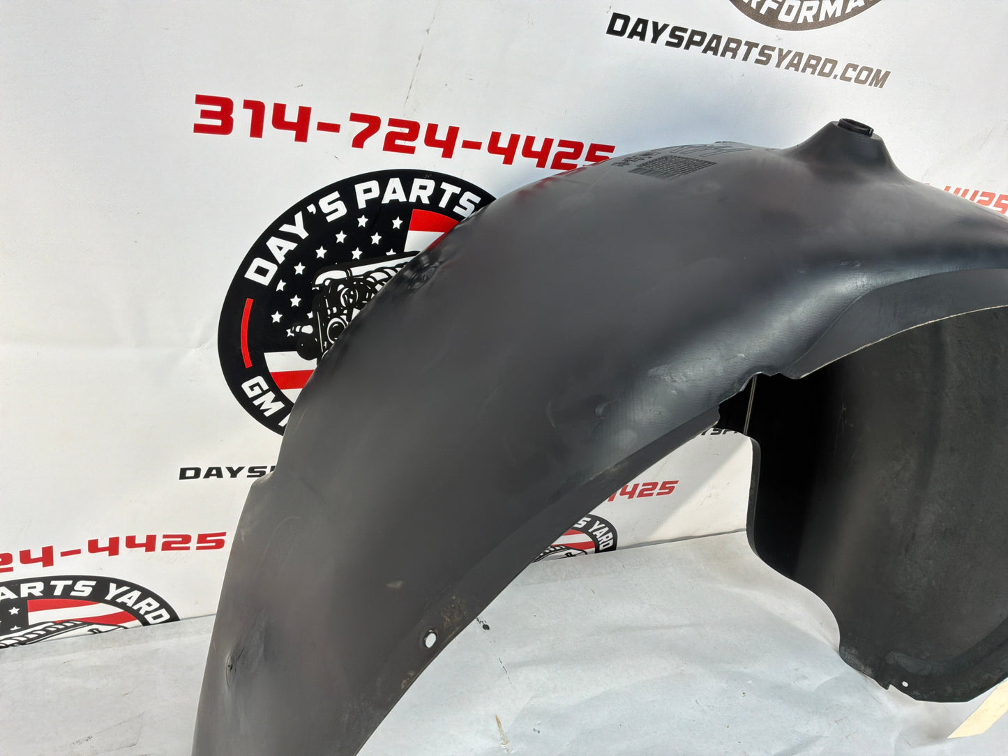 2015 Chevy Camaro SS 1LE RH Passenger Rear Fender Wheel House Well Liner OEM
