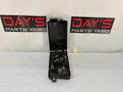 2014 Chevy Camaro ZL1 Engine Motor Bay Fuse Relay Accessory Wiring Junction Box Block OEM