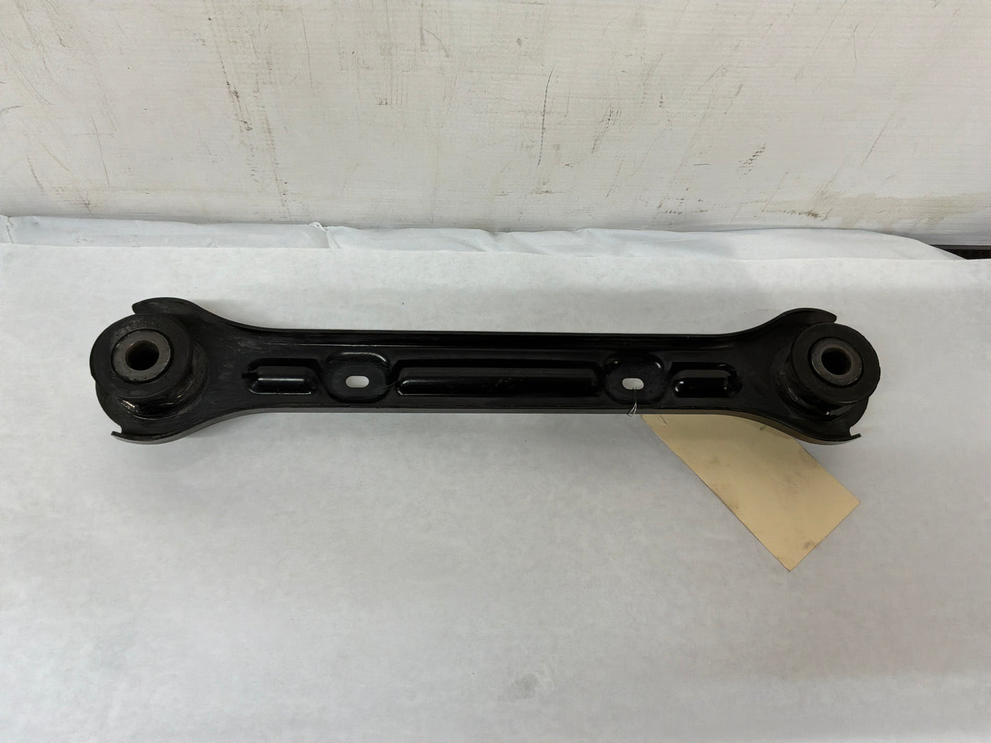 Rear lh control arm - Day's Parts Yard