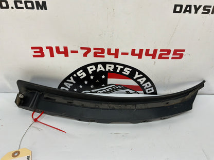 2013 Chevy Camaro ZL1 RH Passenger Front Bumper Fascia Wheel Well Trim Molding OEM