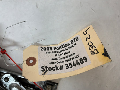 2005 Pontiac GTO RH Passenger Front Window Regulator Motor OEM
