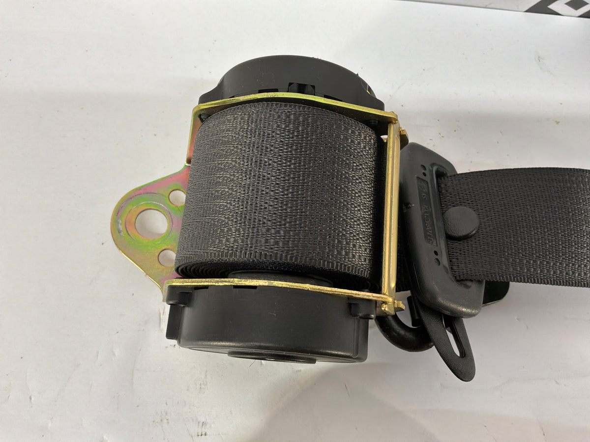 2006 Pontiac GTO Rear RH & LH Seat Belt Seatbelt Retractor OEM