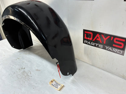 Rh wheel liner - Day's Parts Yard
