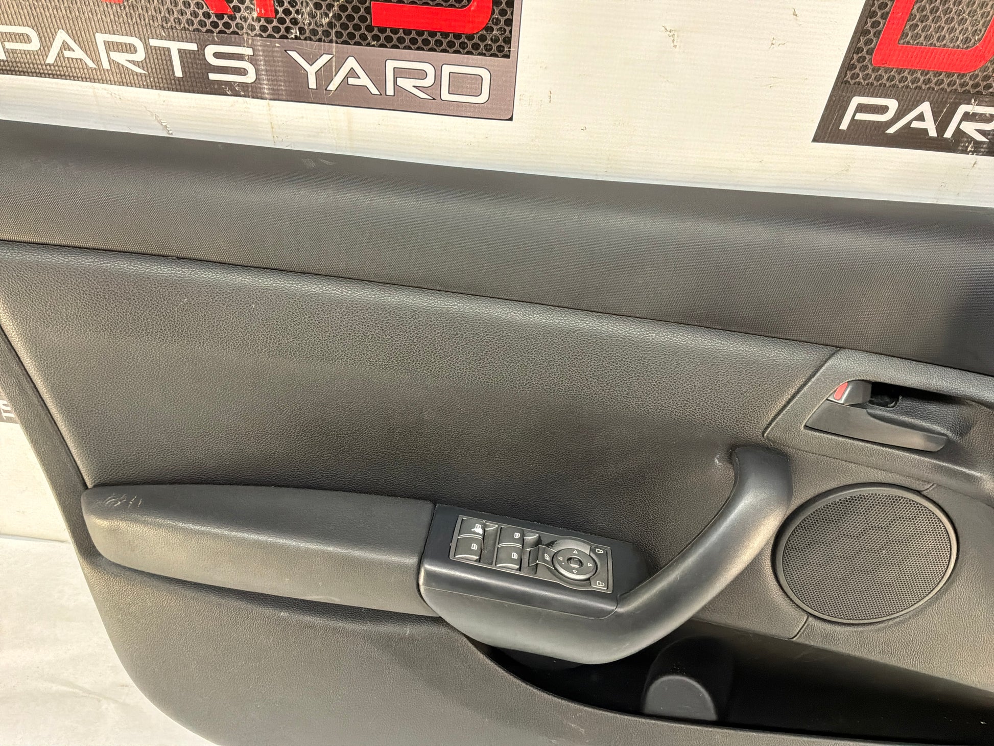 Door panel - Day's Parts Yard