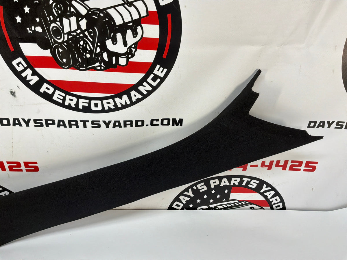 2006 Pontiac GTO RH Passenger Windshield Interior A Pillar Trim Top Roof Cover Panel OEM