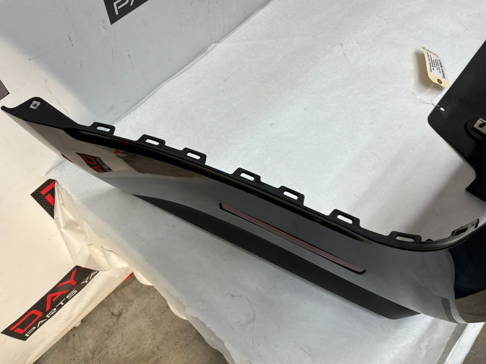 Rear bumper - Day's Parts Yard