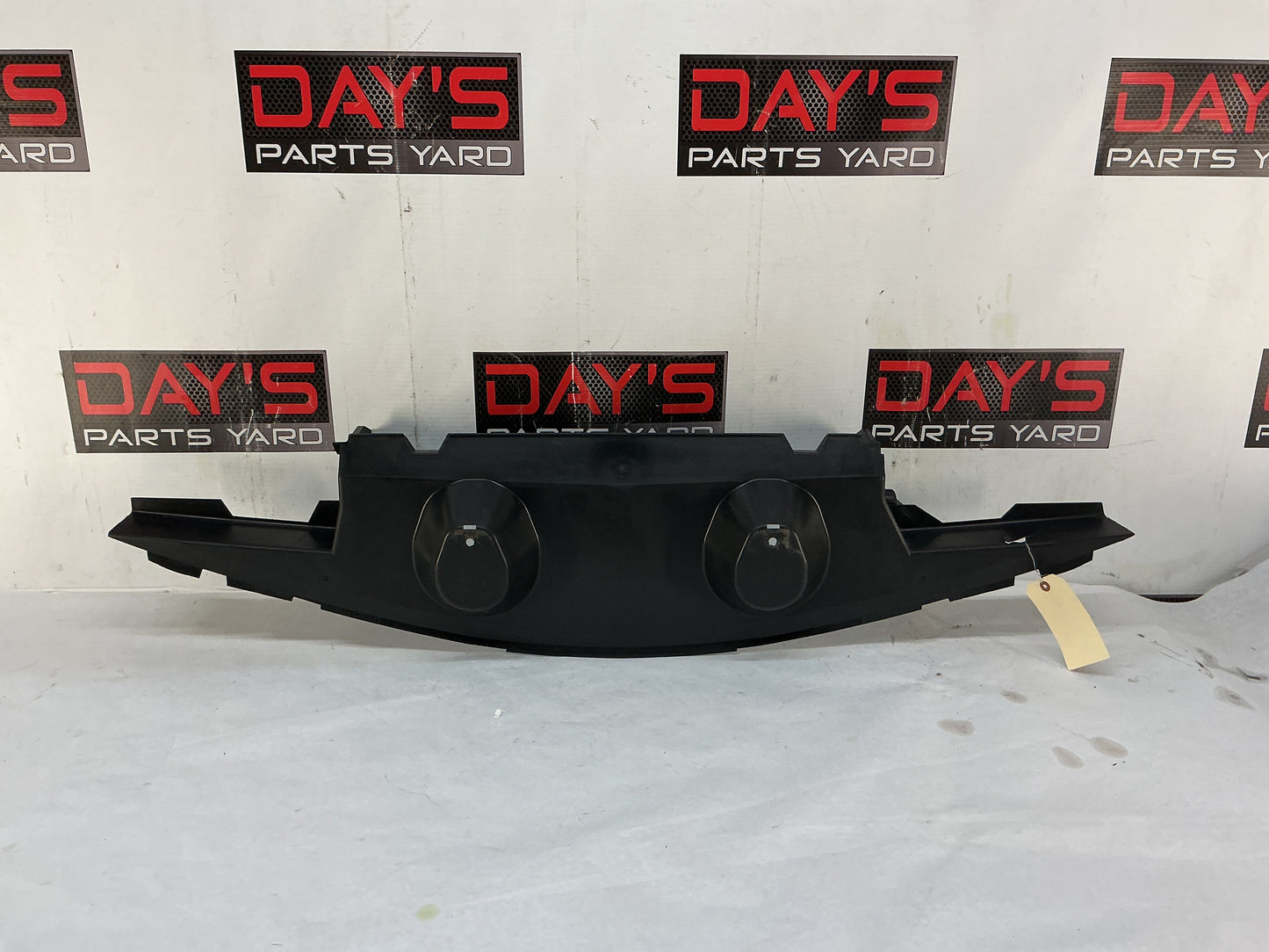 2015 Chevrolet Camaro SS 1LE Lower Radiator Air Inlet Duct Splash Sheild OEM