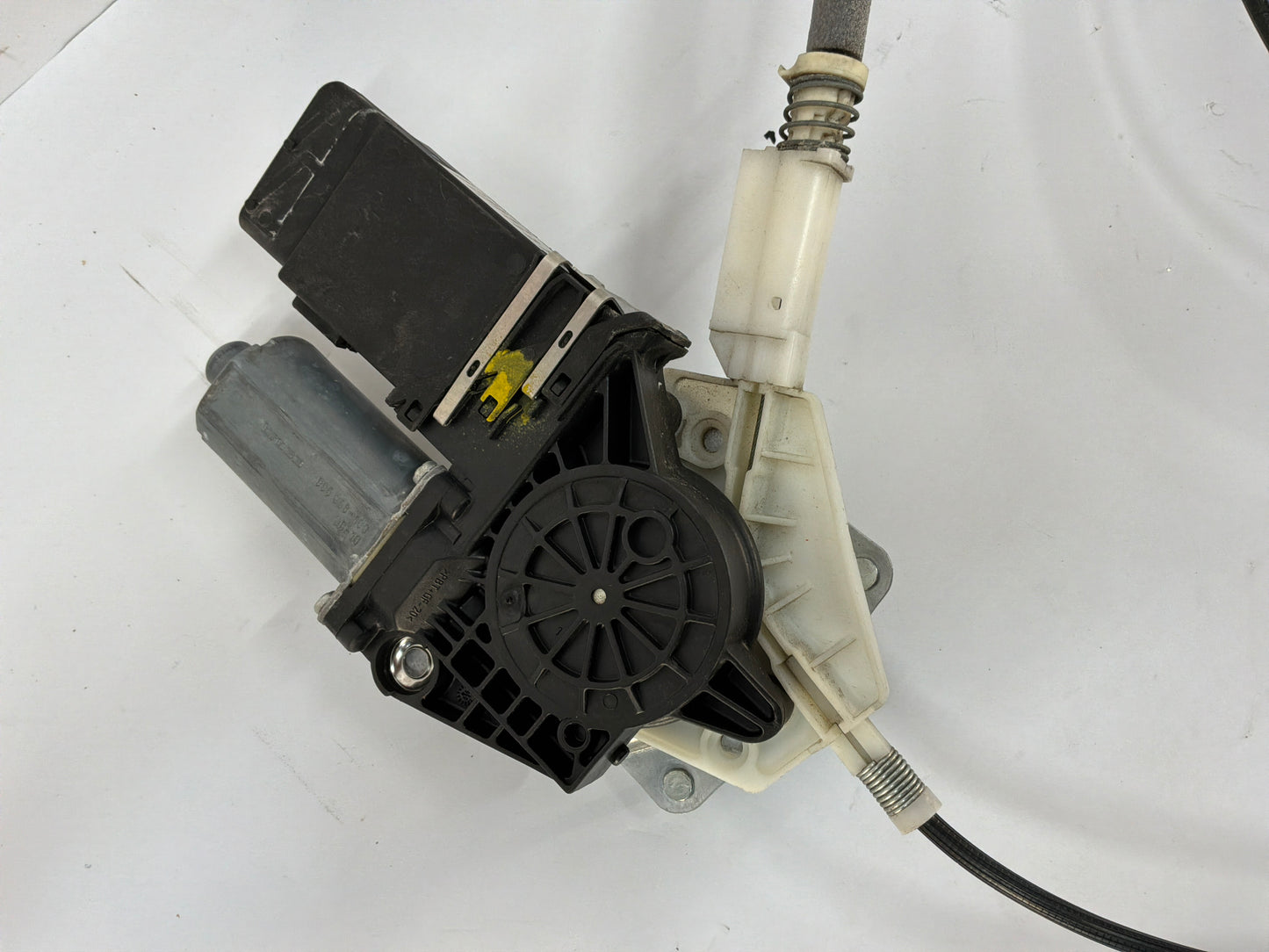 2007 Chevy C6 Corvette Convertible RH Passenger Front Window Regulator w/ Motor OEM