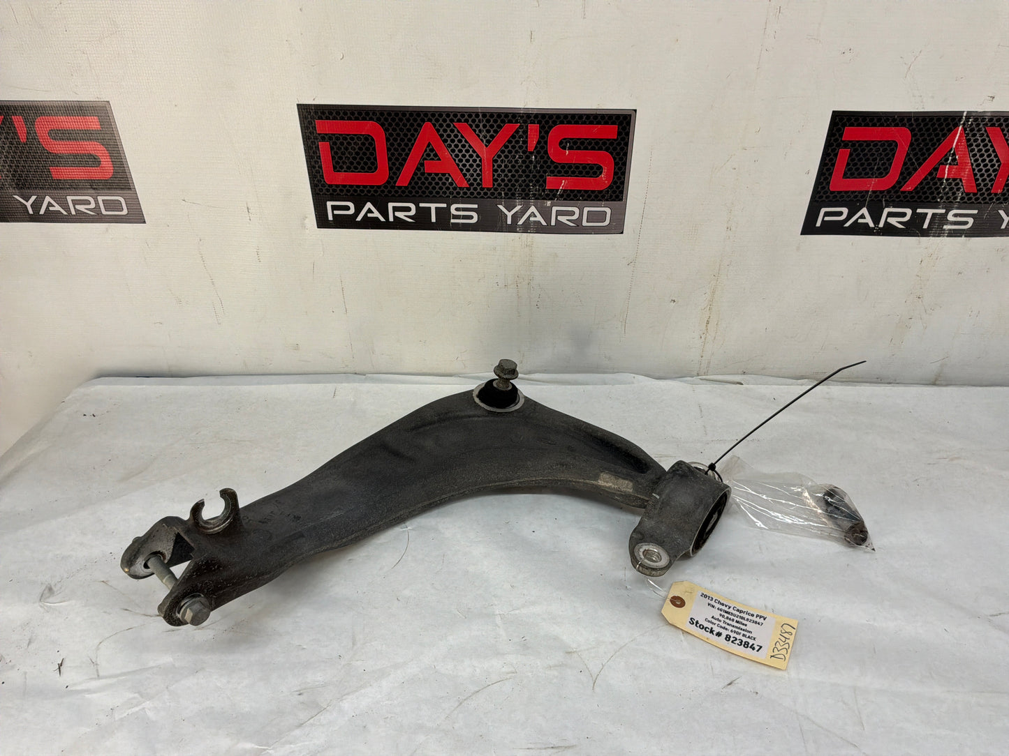 Control arm - Day's Parts Yard