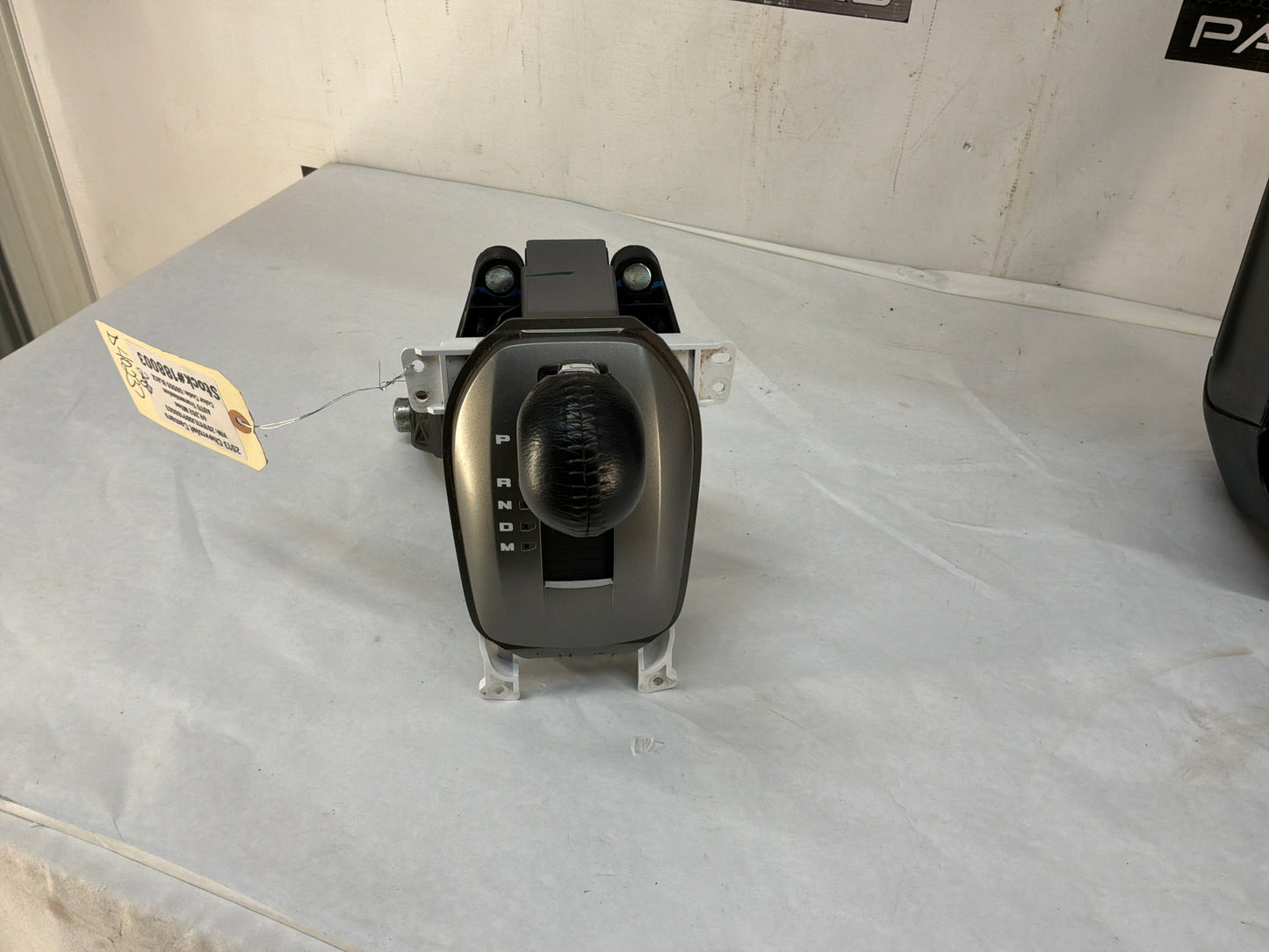 2013 Chevy Camaro SS Complete Center Console w/ Automatic Gear Selector Shifter OEM