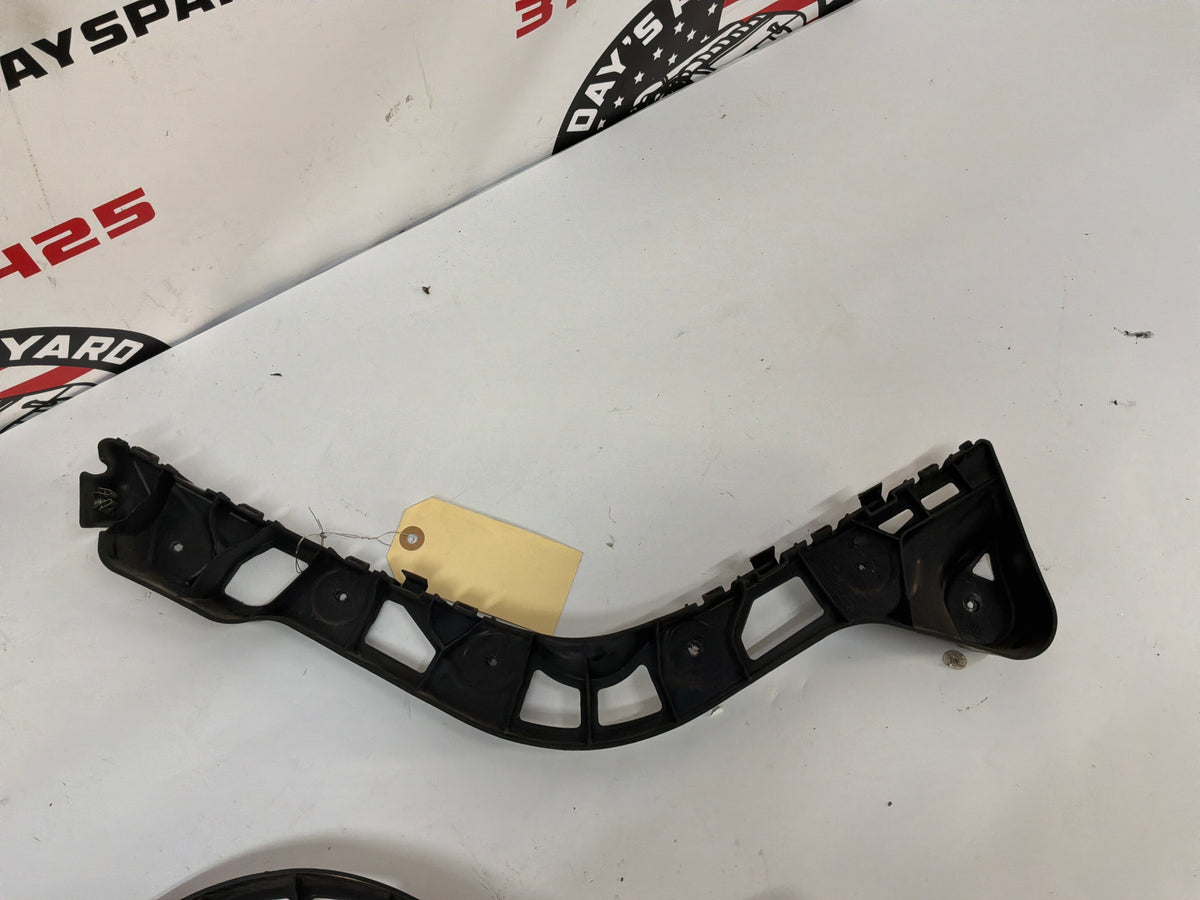 2014 Chevy SS Sedan RH & LH Rear Bumper Brackets Guides Supports OEM