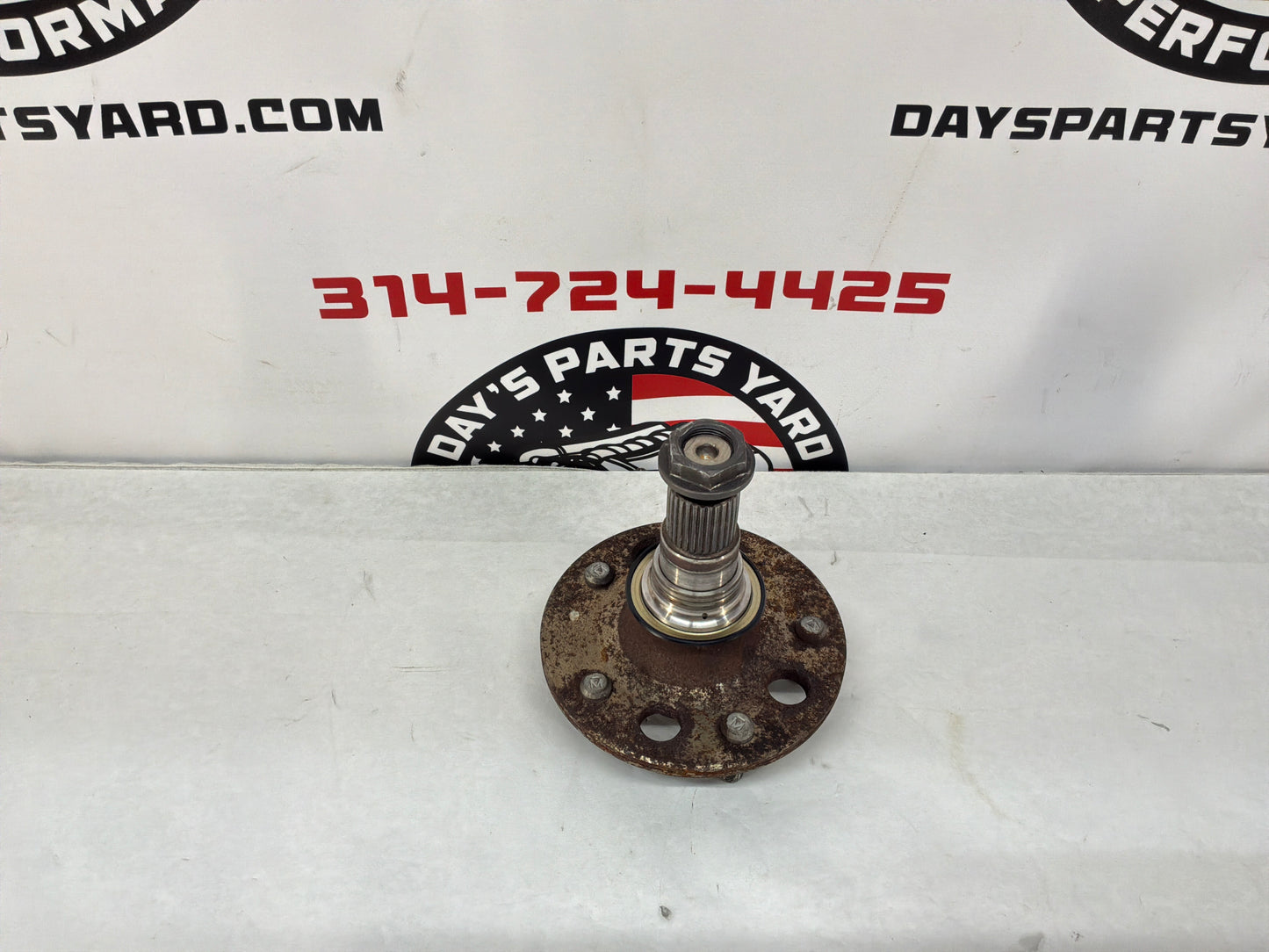 2004 Pontiac GTO Rear Suspension Wheel Axle Flange Hub OEM