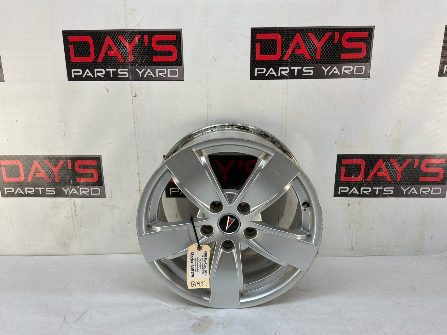 2006 Pontiac GTO Factory OEM Wheel 17X8