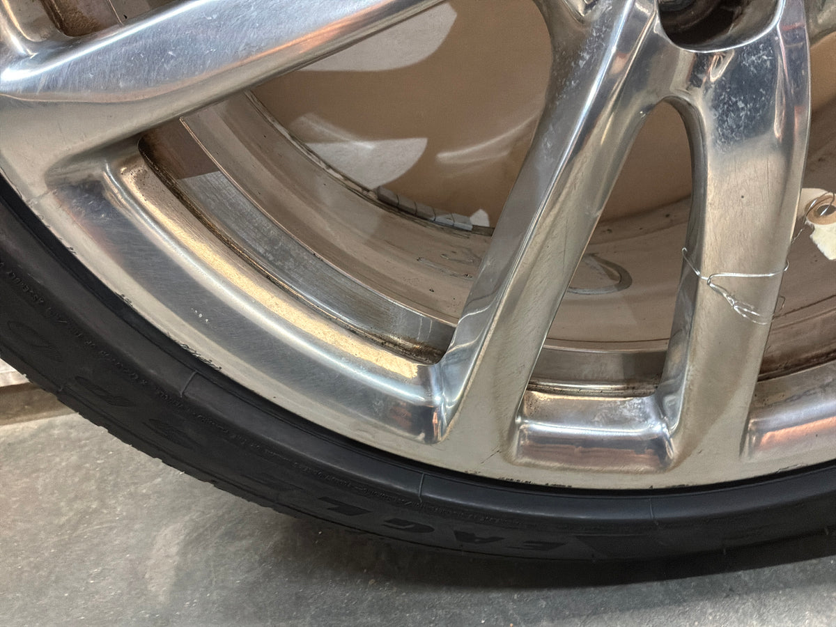 2014 Chevy SS Sedan Wheels Rim & Tires 19x8.5 & 19x9 275/35/19 245/40/19
