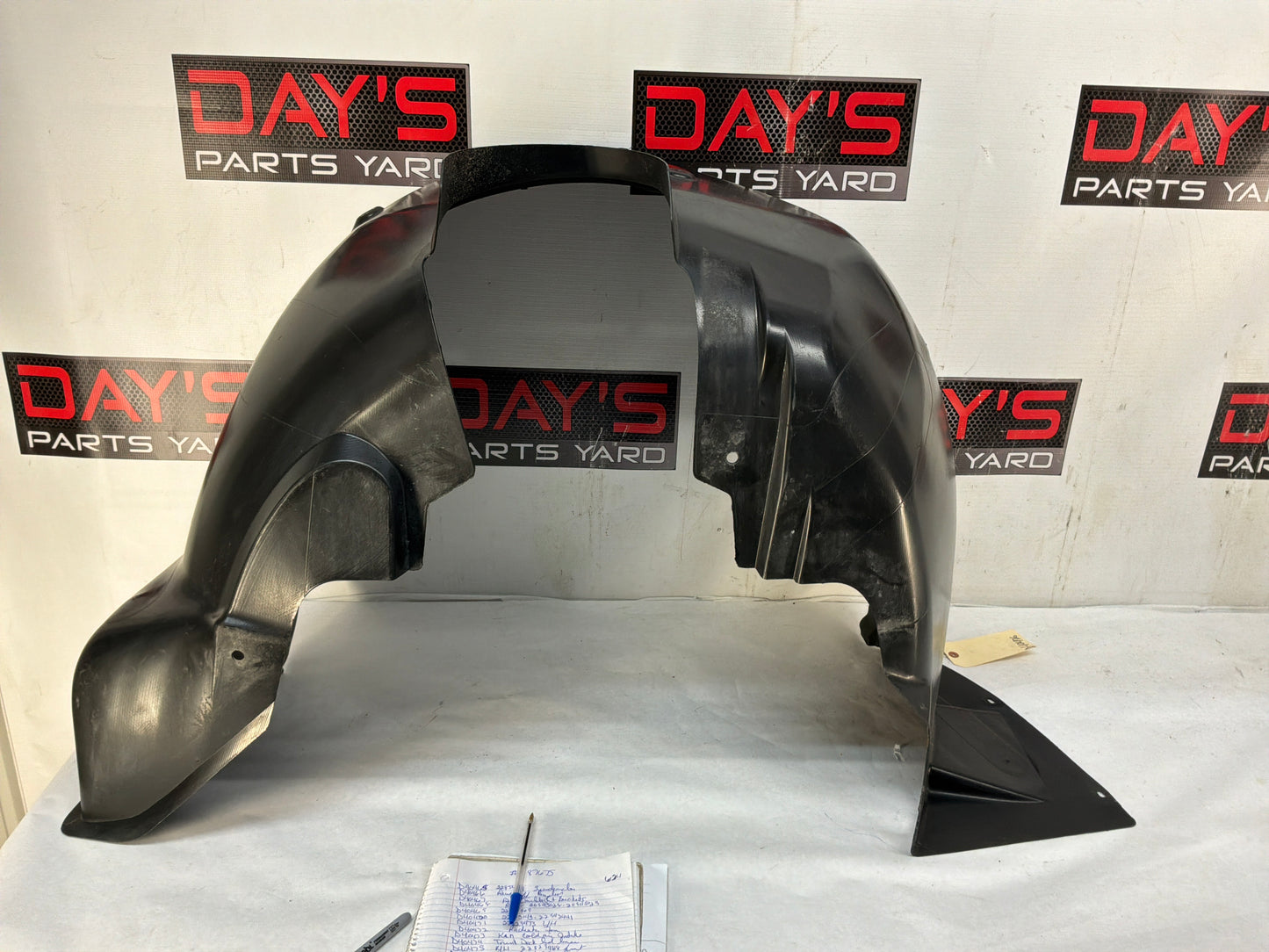 2015 Chevrolet Camaro SS 1LE RH Passenger Front Fender Wheel House Well Liner OEM
