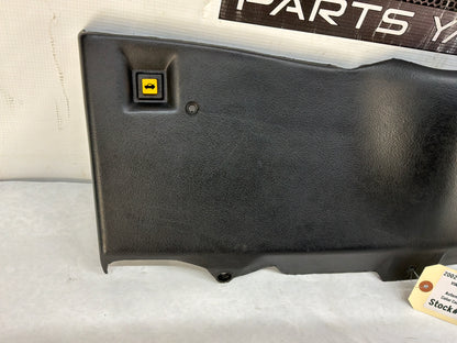 Knee bolster - Day's Parts Yard