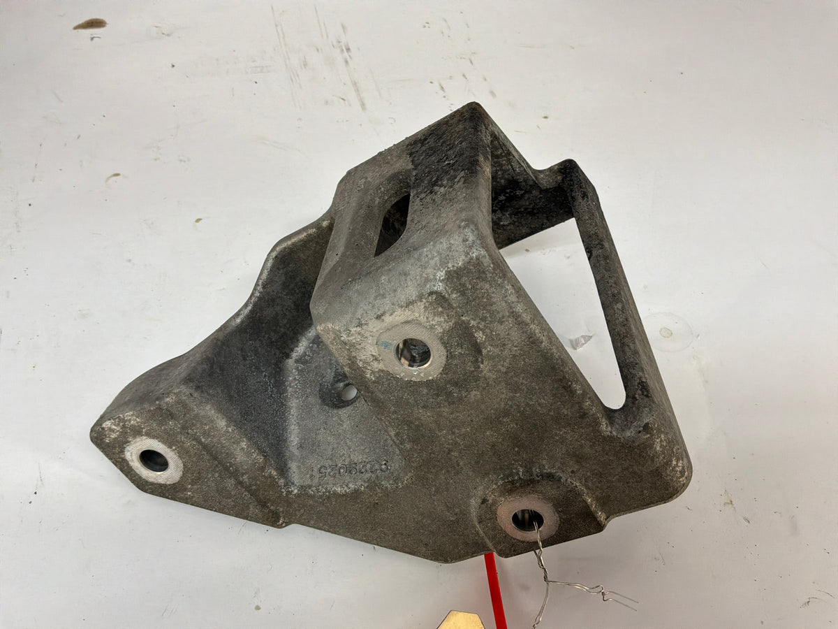 2017 Chevy SS Sedan RH & LH Engine Motor Mount OEM