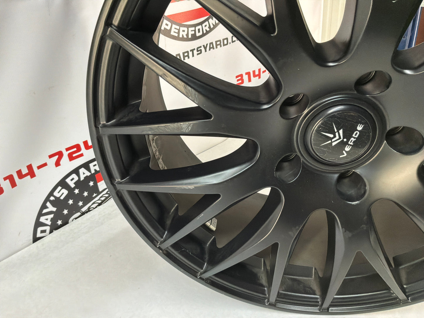 2005 Pontiac GTO 18x8 Verde Saga Aftermarket Wheels Set