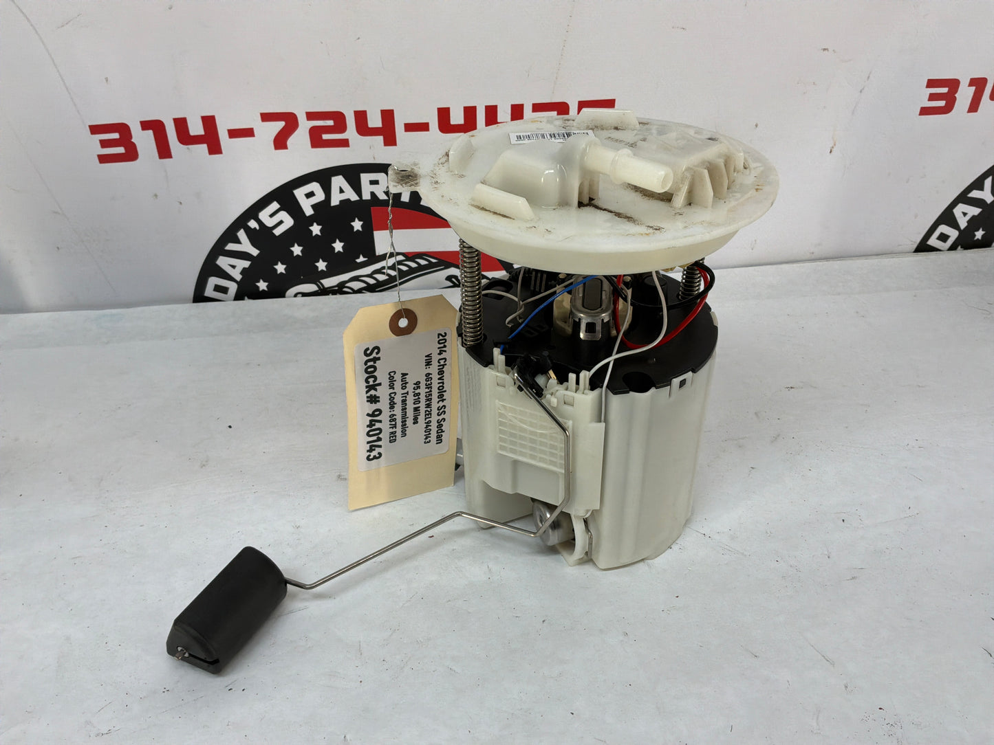 2014 Chevy SS Sedan Fuel Pump and Level Sending Unit Assembly OEM