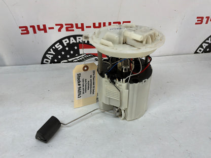 2014 Chevy SS Sedan Fuel Pump and Level Sending Unit Assembly OEM