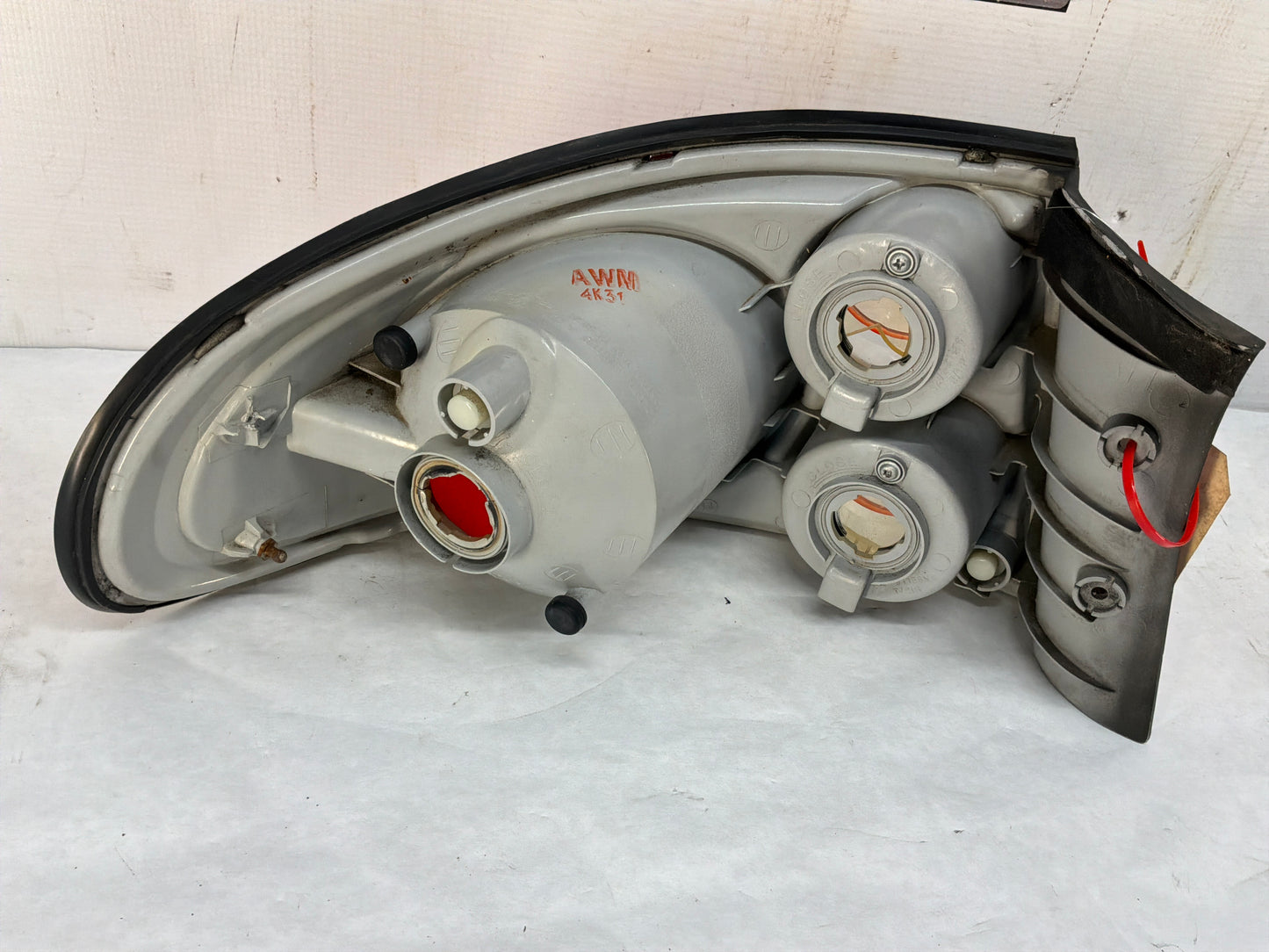 Rh taillight - Day's Parts Yard