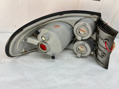 Rh taillight - Day's Parts Yard