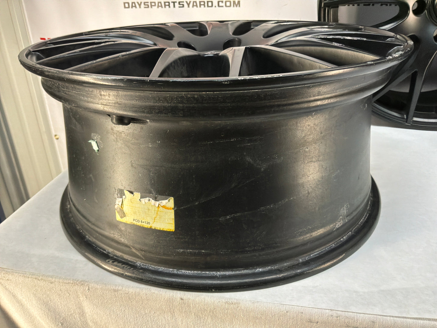 2005 Pontiac GTO 18x8 Verde Saga Aftermarket Wheels Set