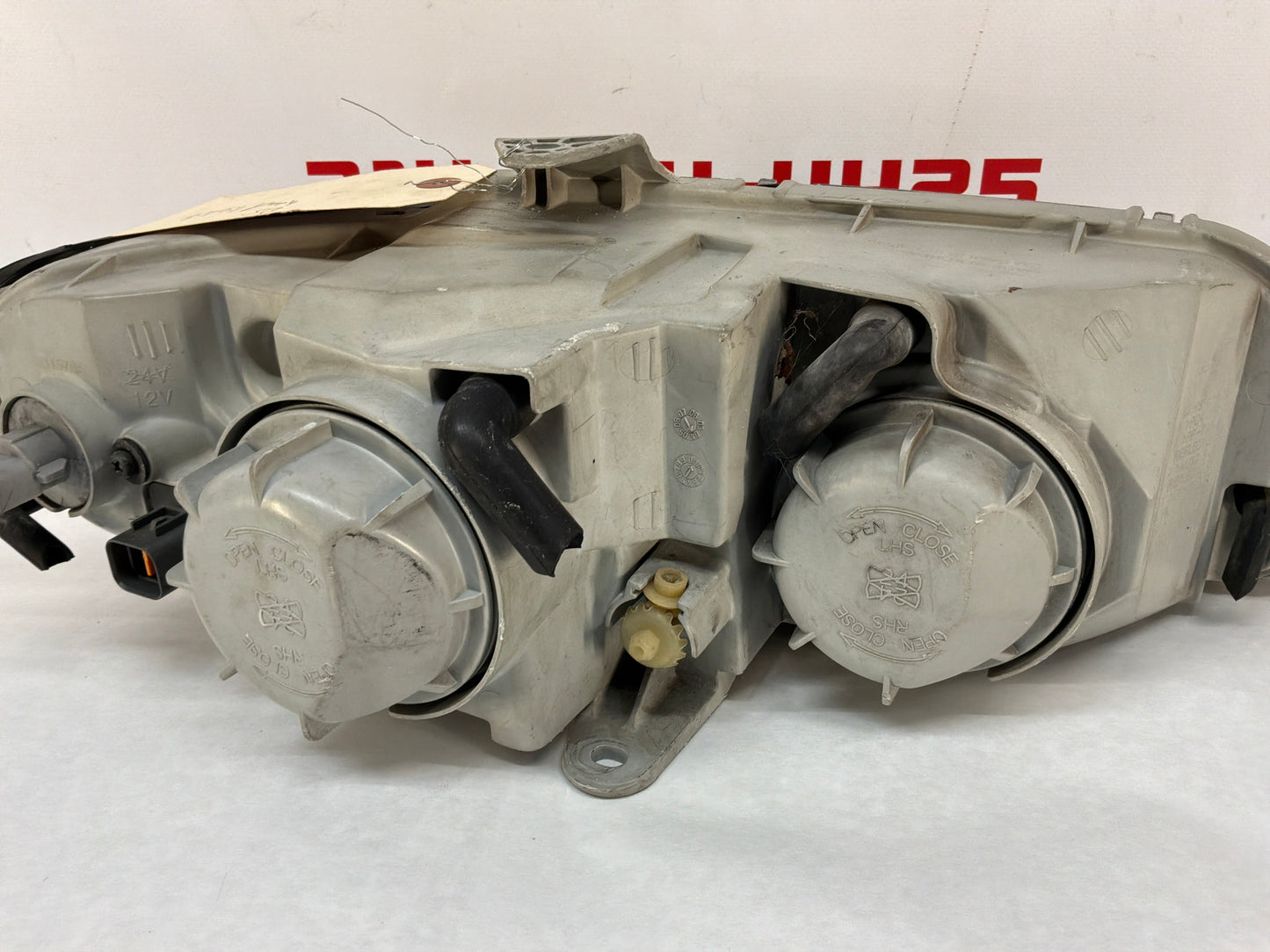 2005 Pontiac GTO LH Driver Headlight Head Light Lamp OEM