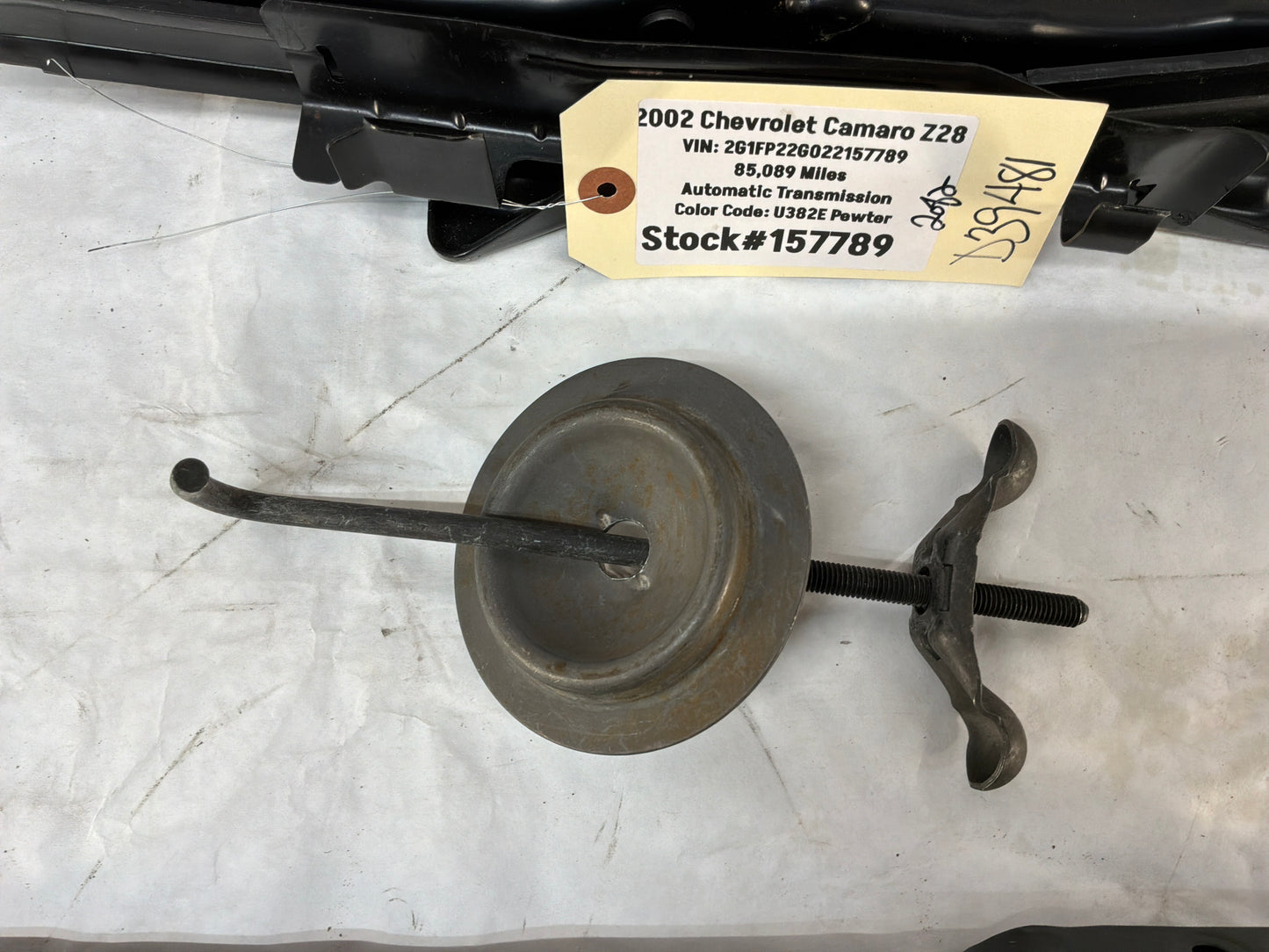 Spare tire w Jack kit - Day's Parts Yard