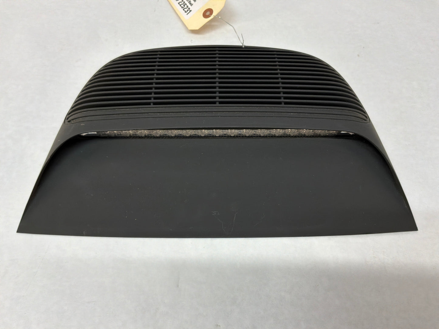 2004 Pontiac GTO 3rd Third Brake Taillight Light Lamp High Mount OEM
