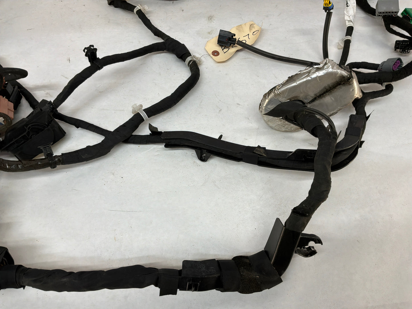 2014 Chevy SS Sedan Fire Wall Engine Bay Front Chassis Wire Wiring Harness OEM