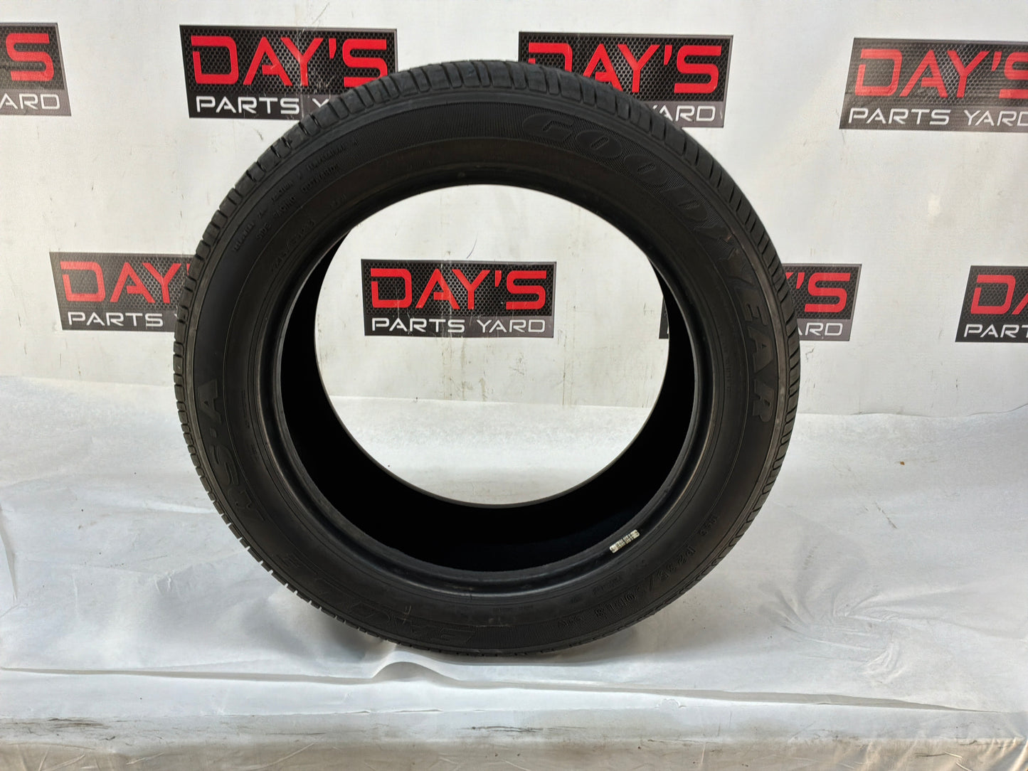 Tire set - Day's Parts Yard