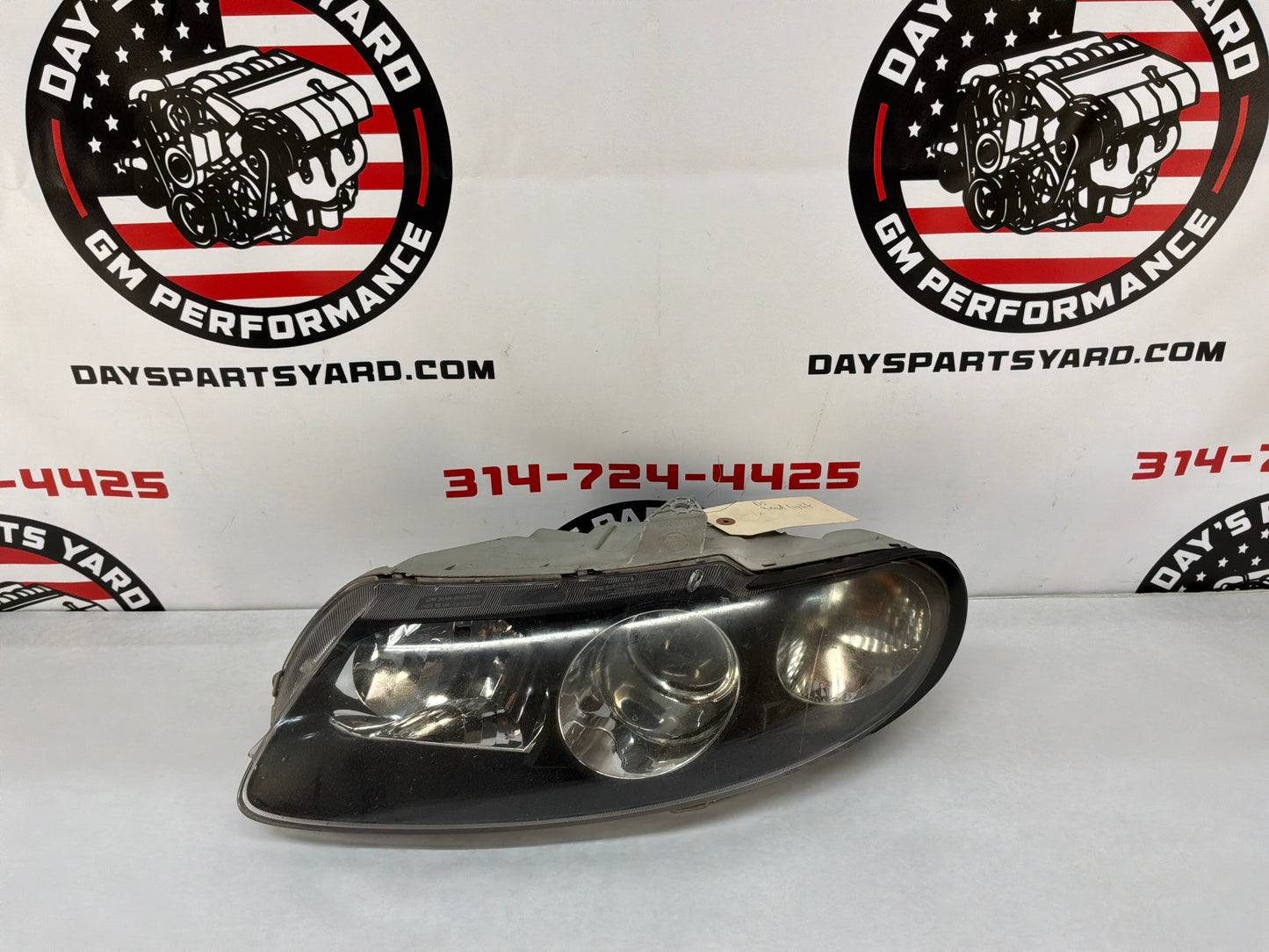 2005 Pontiac GTO LH Driver Headlight Head Light Lamp OEM
