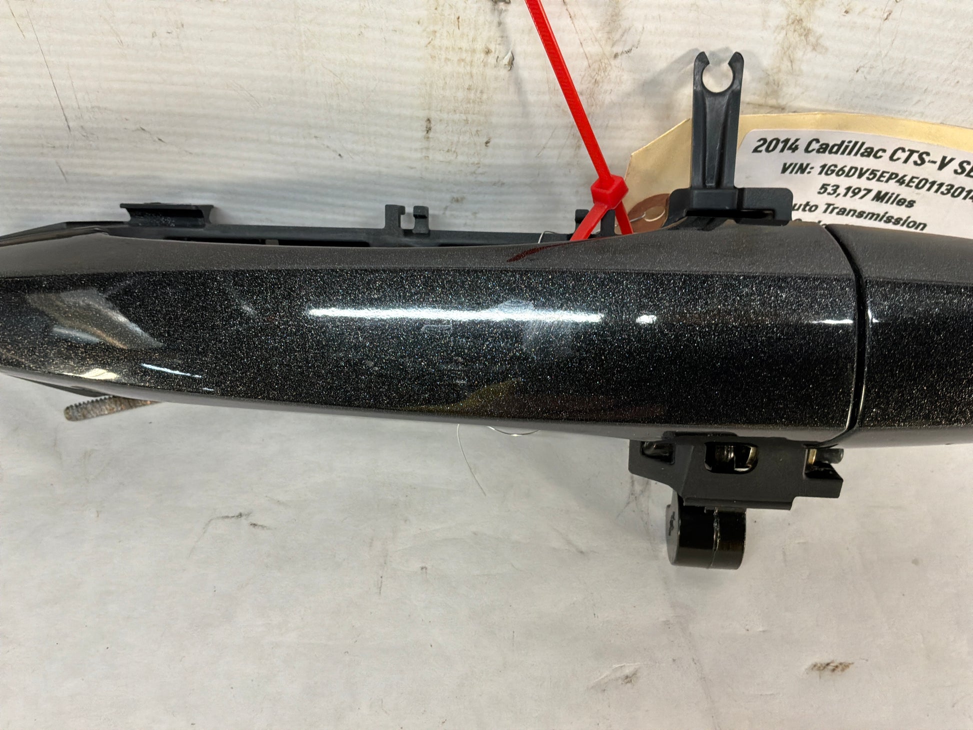 Exterior door handle - Day's Parts Yard