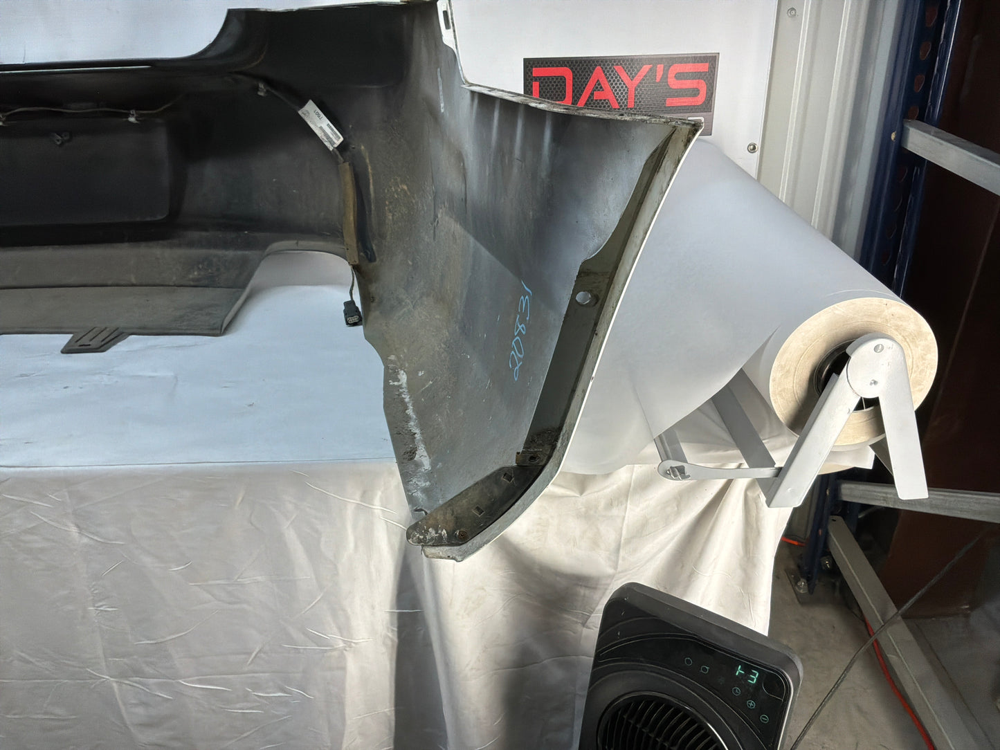 Rear bumper - Day's Parts Yard