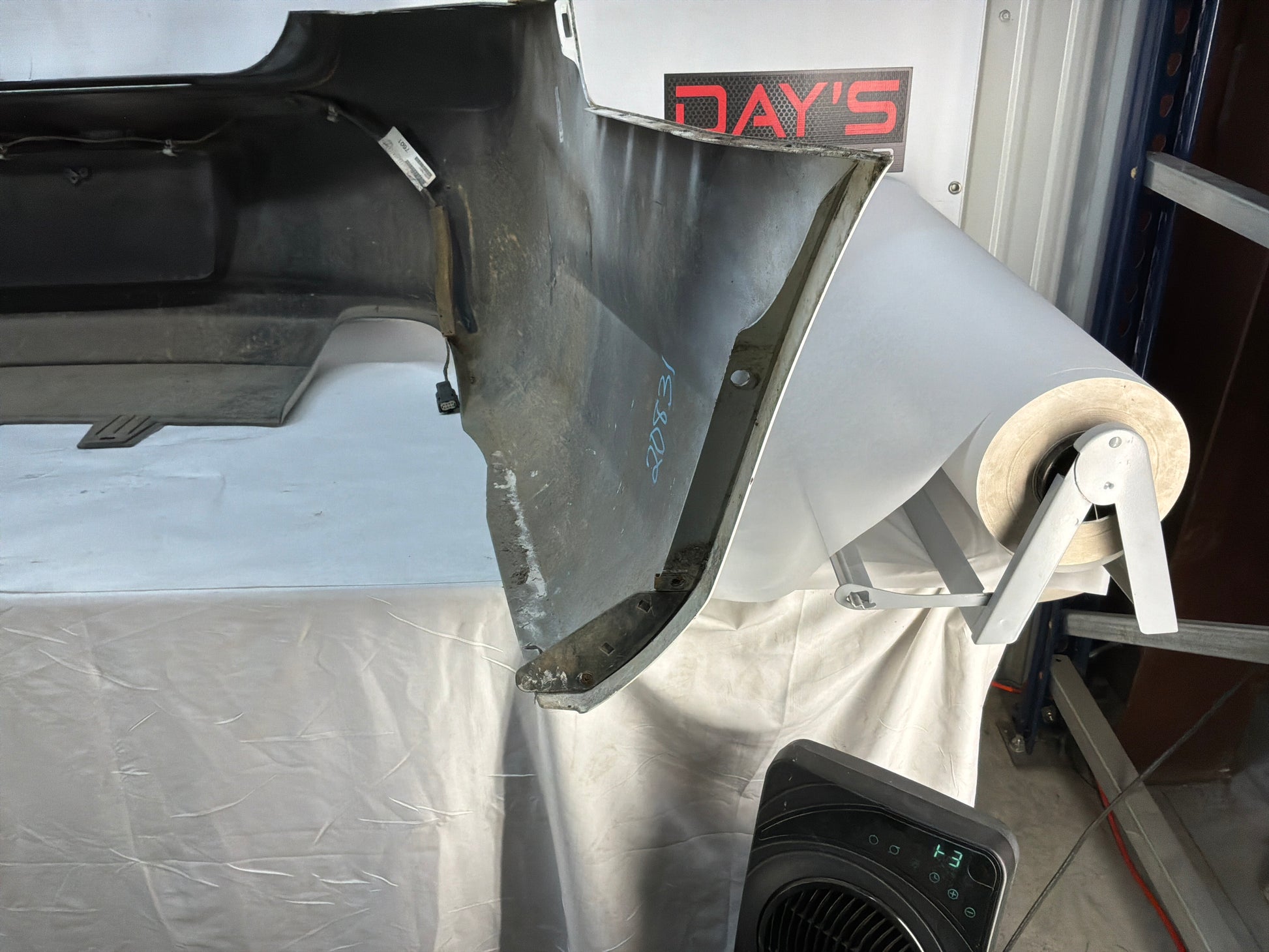 Rear bumper - Day's Parts Yard