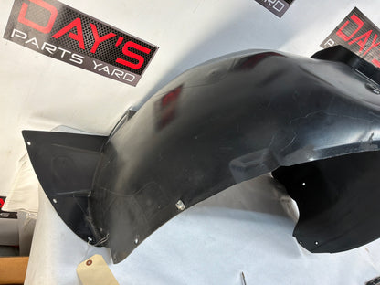 2015 Chevrolet Camaro SS 1LE RH Passenger Front Fender Wheel House Well Liner OEM