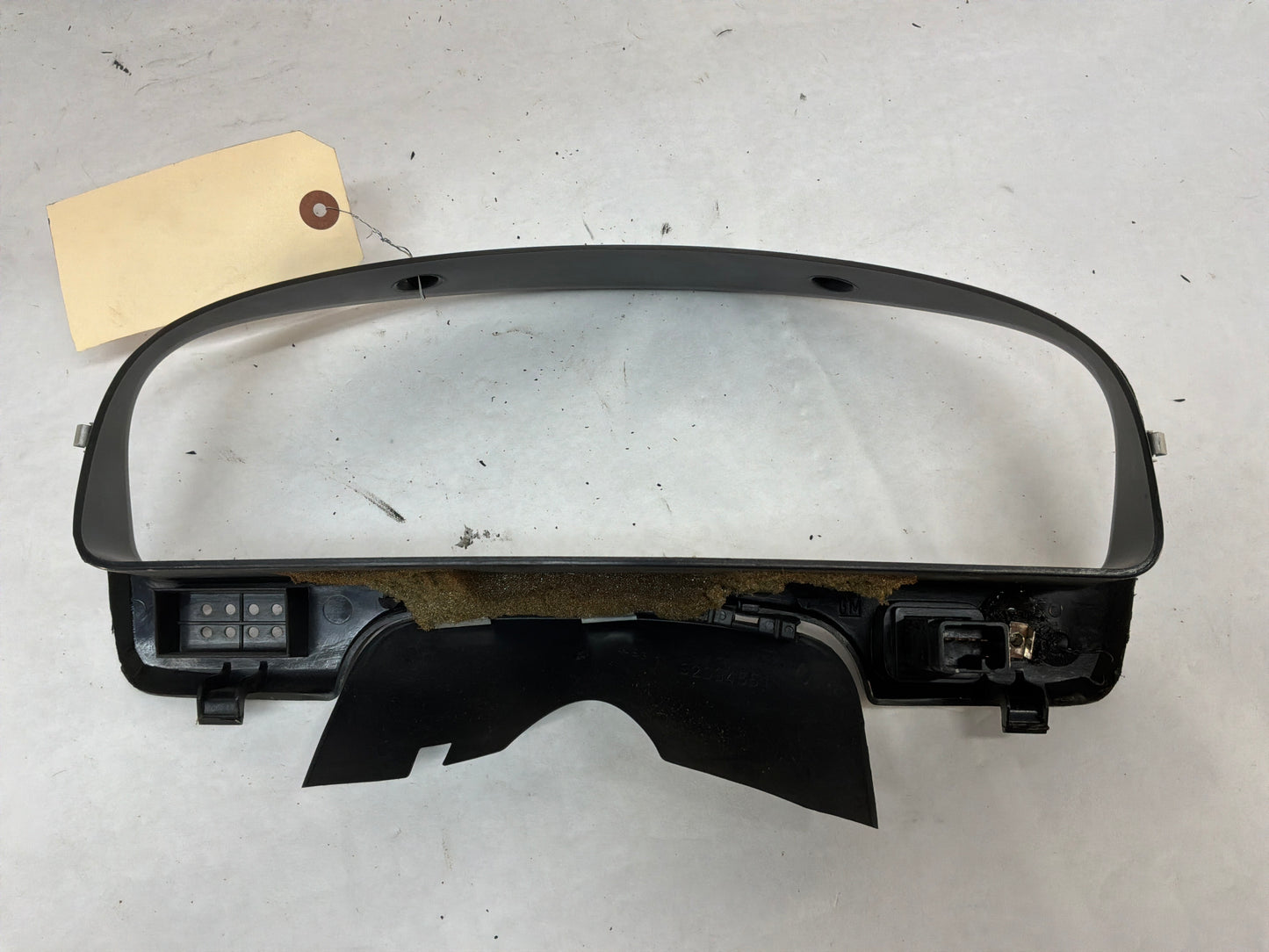 2005 Pontiac GTO Instrument Speedometer Gauge Cluster Bezel Trim Panel OEM