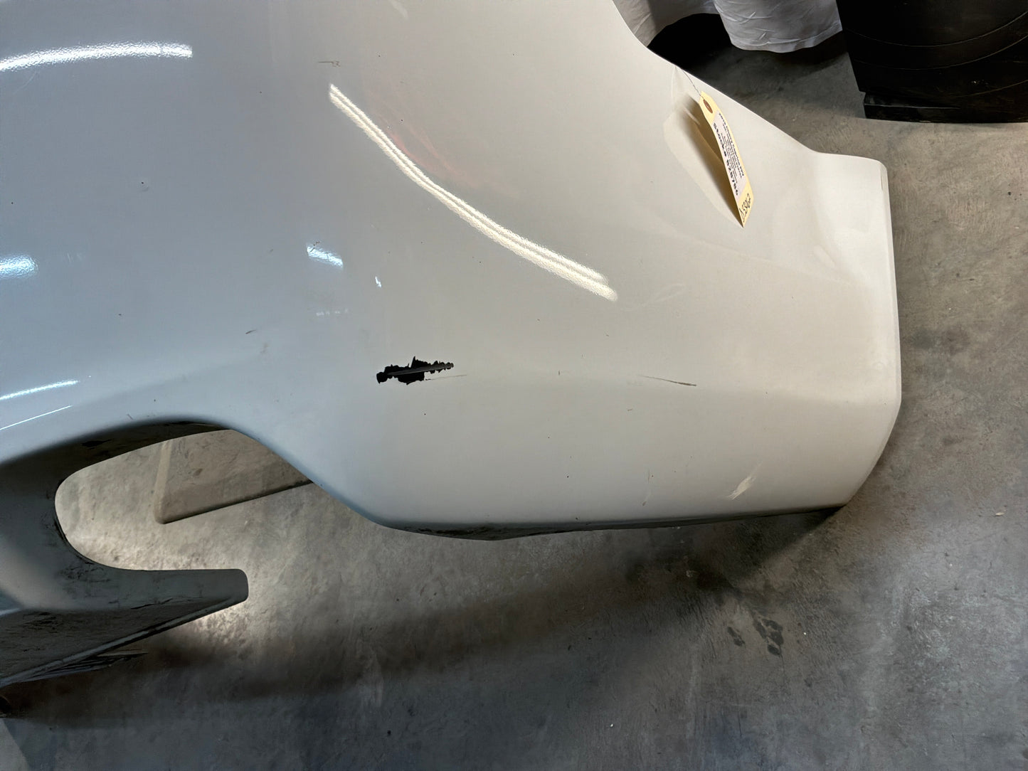 Rear bumper - Day's Parts Yard