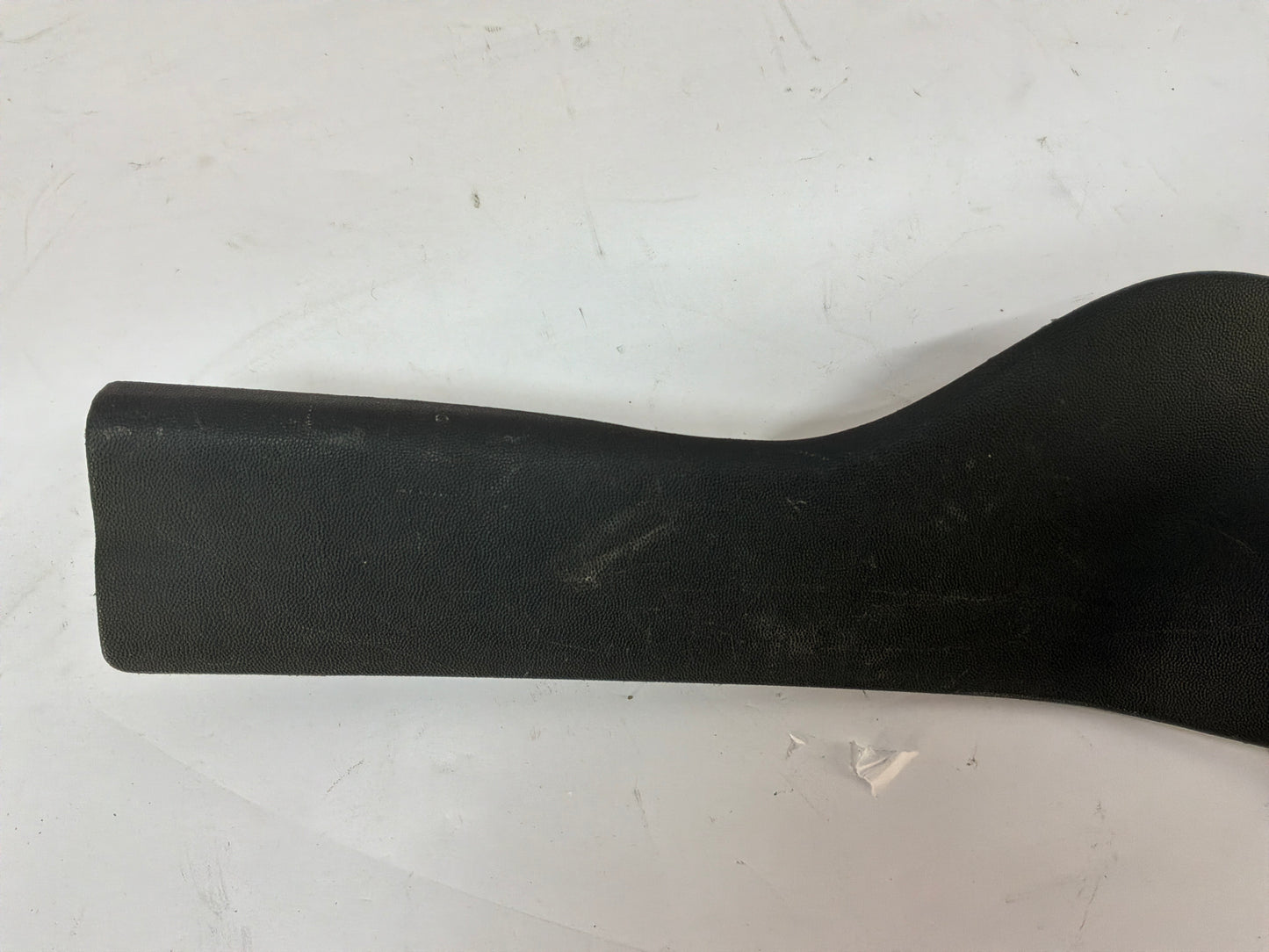 2006 Cadillac CTS-V LH Driver Rear Door Sill Kick Trim Plate Ebony OEM
