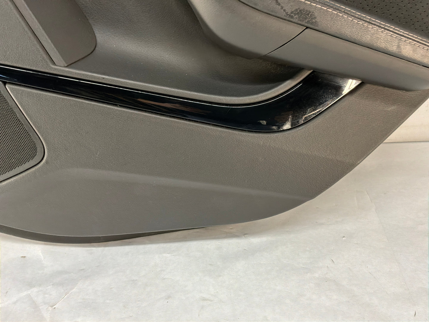 Rh rear door panel - Day's Parts Yard