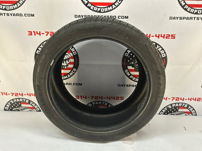 255/40/R19 Cooper Zeon Tire