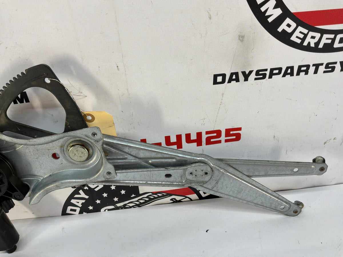 2006 Pontiac GTO LH Driver Front Window Regulator Motor OEM