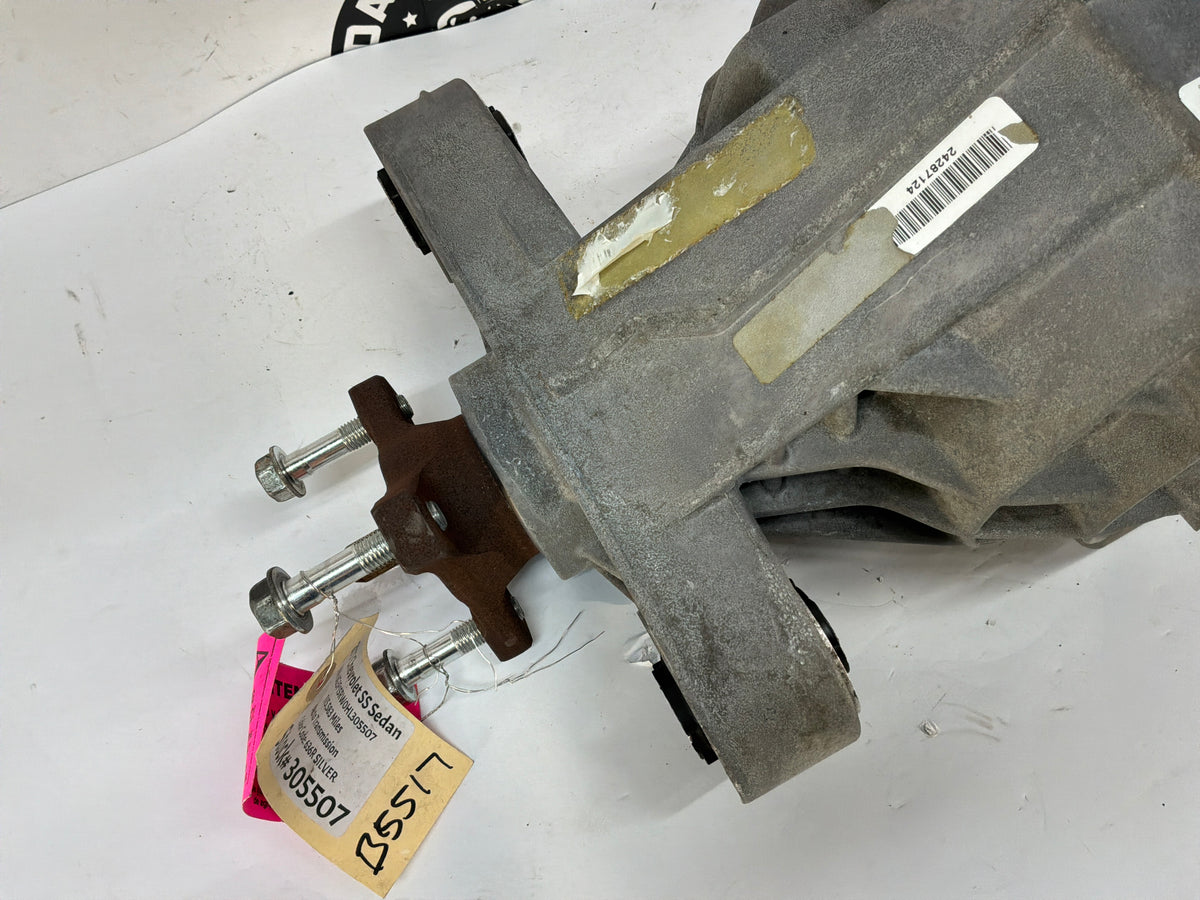 2017 Chevy SS Sedan Rear End Axle Carrier Rearend Diff Differential 3.27 LSD OEM